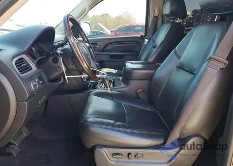 2014 GMC Yukon Denali z USA, uszkodzony, nr VIN 1GKS2EEF4ER100395